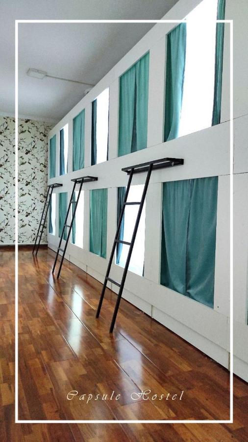 קראקול Nomadstan Capsule Hostel מראה חיצוני תמונה