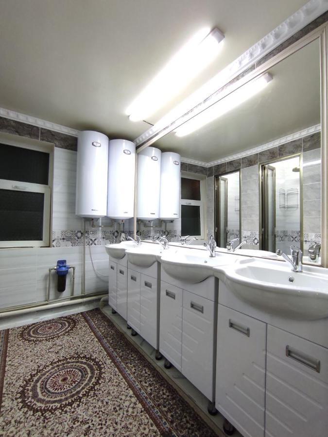 קראקול Nomadstan Capsule Hostel מראה חיצוני תמונה